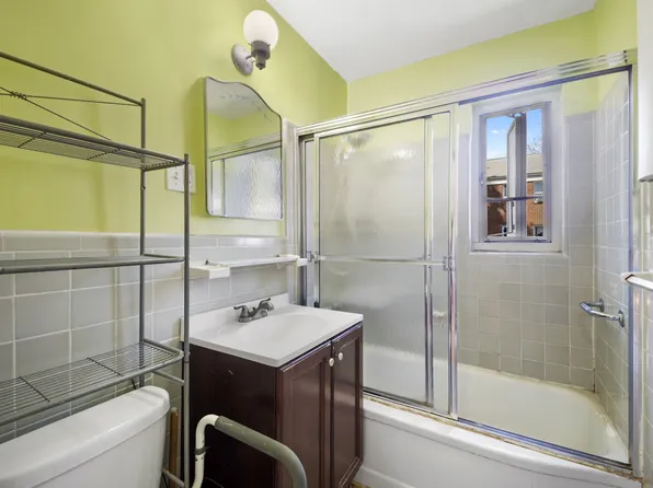 226-29 Manor Road image 17 of 19