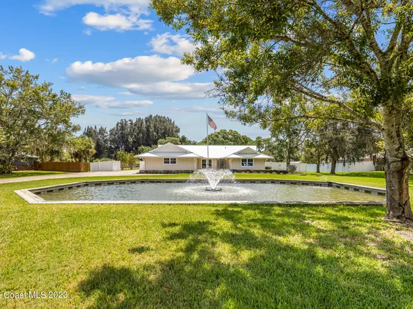 5245 Sand Lake Dr, Melbourne, FL 32934