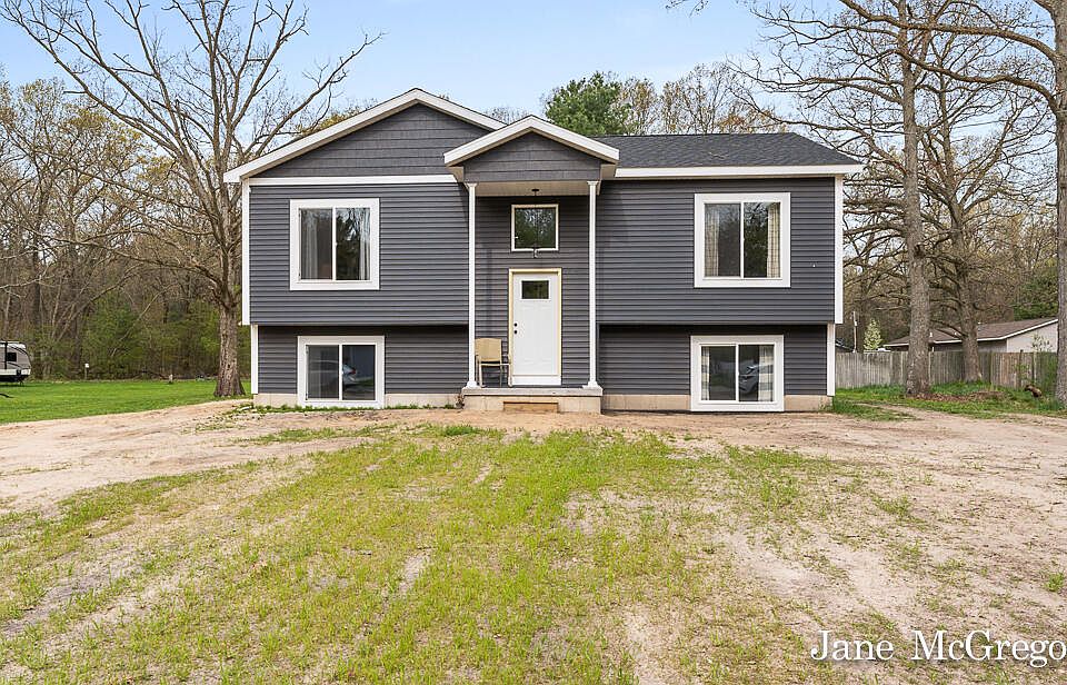2325 Pillon Rd, Twin Lake, MI 49457 Zillow