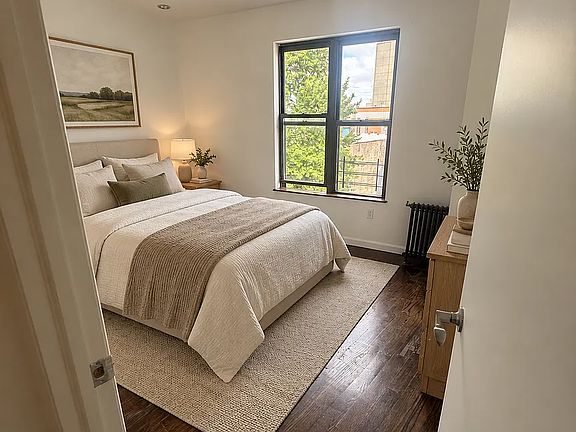 5th image of 809 Grand St #11