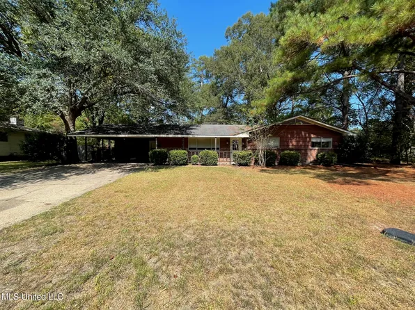 260 S Canton Club Cir, Jackson, MS 39211