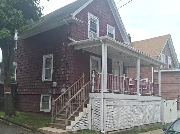 80 Sheridan St, Lynn, MA 01902