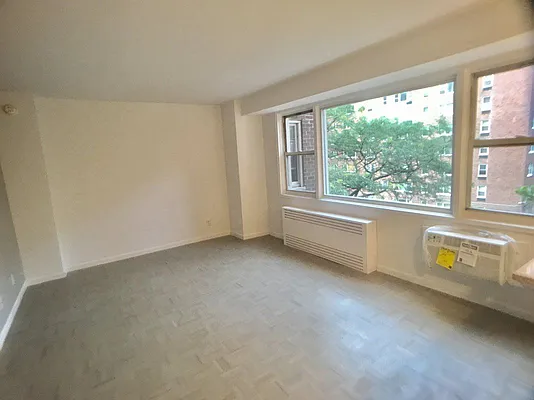 Rented by Bohemia Realty Group | media 3