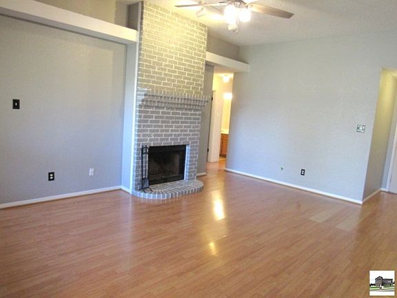 4th image of 501 Courtney Ln