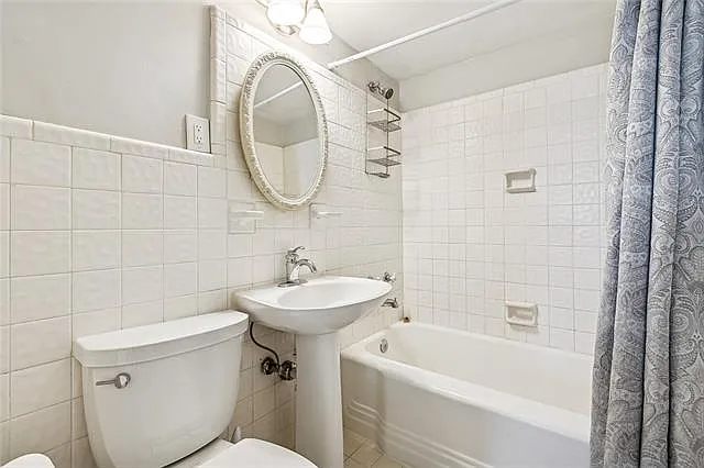 1205 Saint Charles Ave #1016 — Photo 6