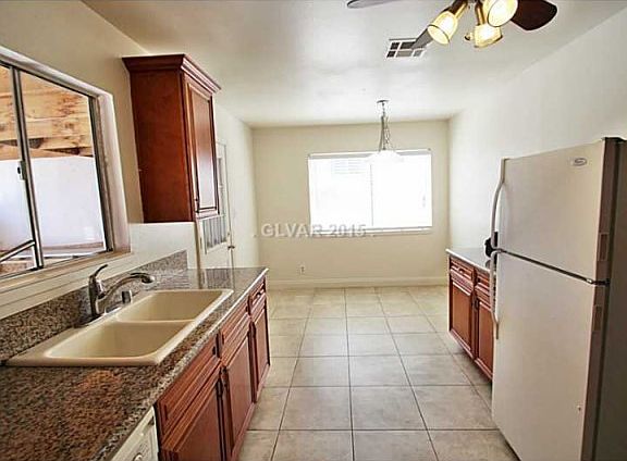 4th image of 6179 Newville Ave