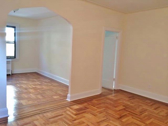 1st image of 3930 47th St