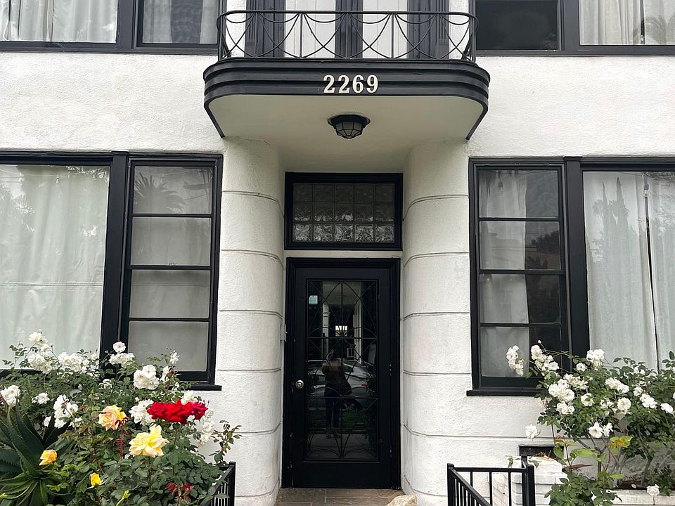1st image of 2269 N Beachwood Dr #104