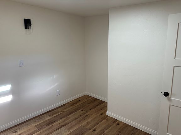 4th image of 6864 Boulder Lake Ave #1/2
