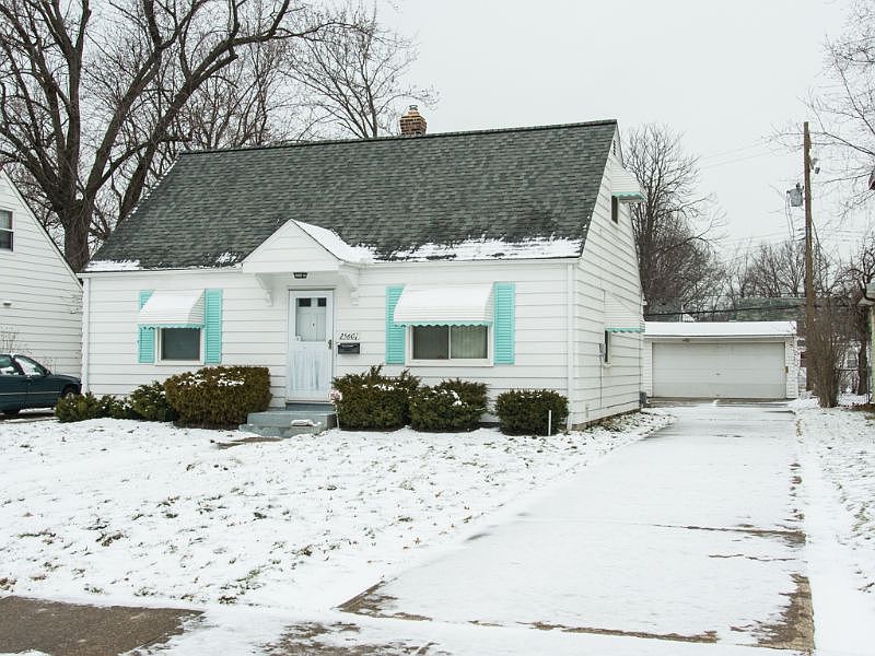 1st image of 25601 Richards Ave