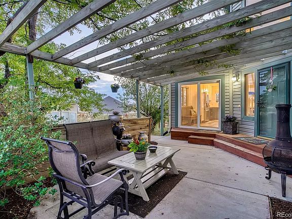 3rd image of 7184 Sun Country Dr