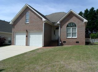 2821 Briarcreek Pl, Fayetteville, NC 28304