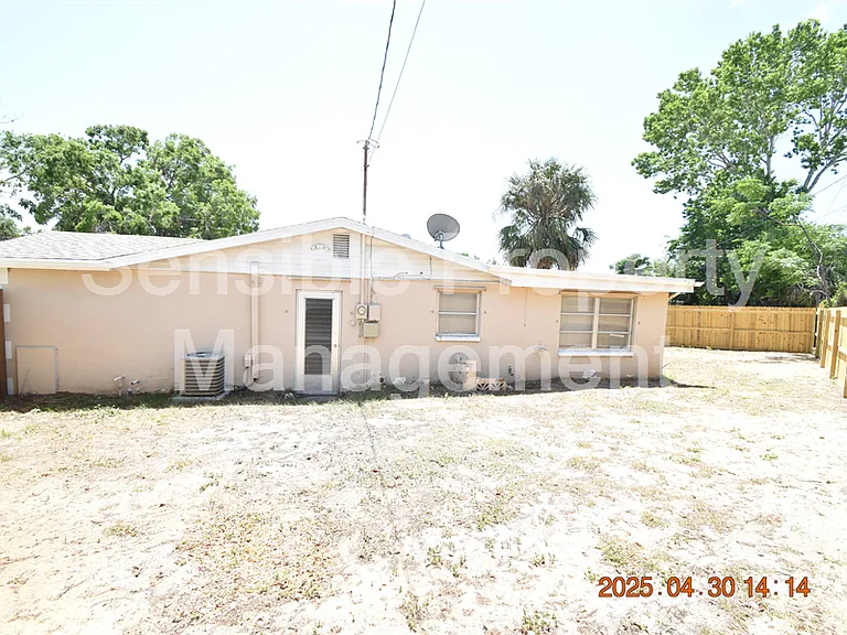 3221 Topp Dr — Photo 7