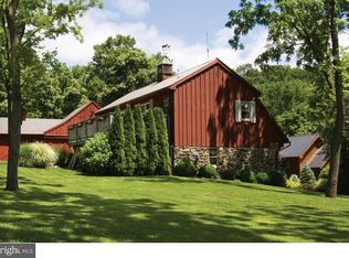 3791 Hunter Rd, Kintnersville, PA 18930