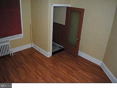 5th image of 2932 N 27th St #7185308267