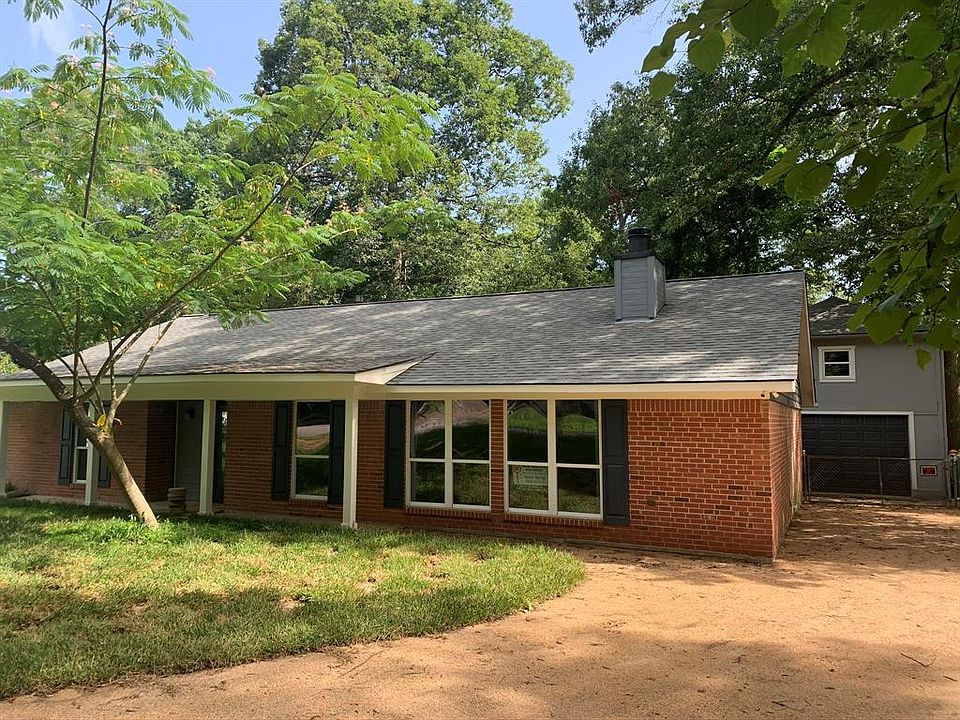 1st image of 312 Hollywood Dr
