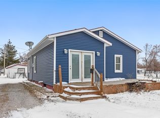 304 Willis Ave, Perry, IA 50220
