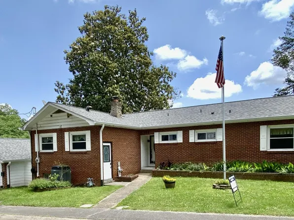 111 Malvern Rd, Oak Ridge, TN 37830