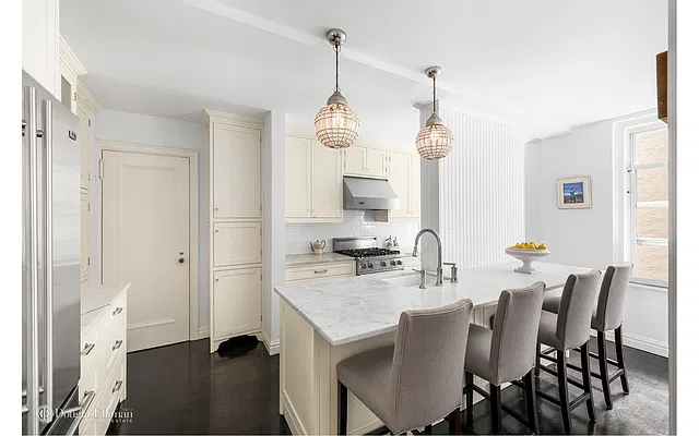 Sold by Douglas Elliman | media 16