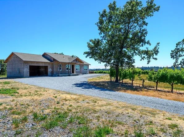 5726 Hall Road, Santa Rosa, CA 95401