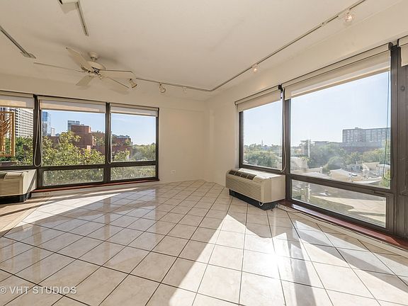 3rd image of 1143 S Plymouth Ct APT 607