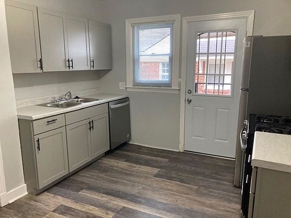 5th image of 3762 Carnes Ave