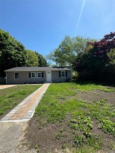 515 Scherger Avenue, East Patchogue, NY, 11772