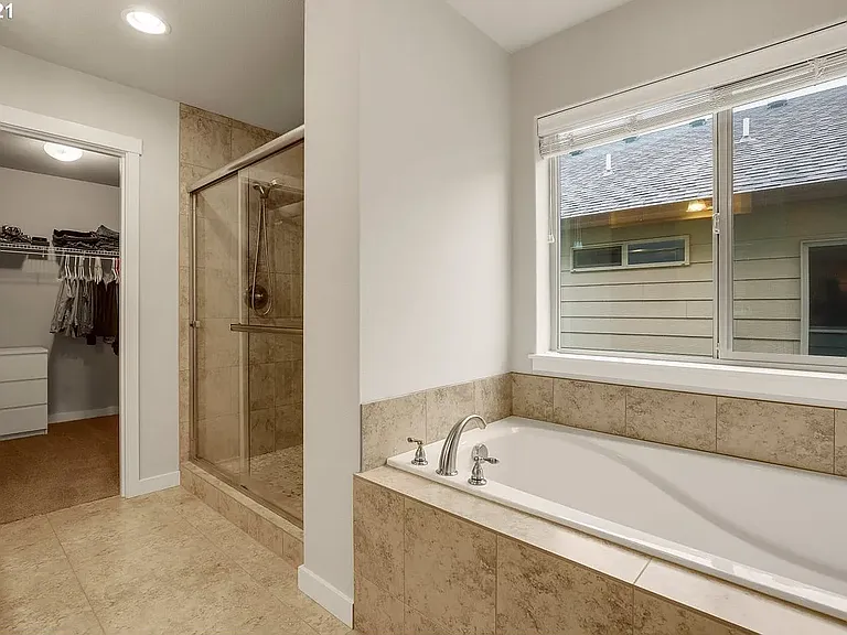13593 SE Genoa Dr — Photo 21
