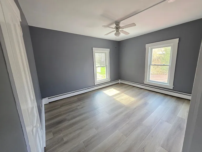 81 Assisqua Ave #3 — Photo 6