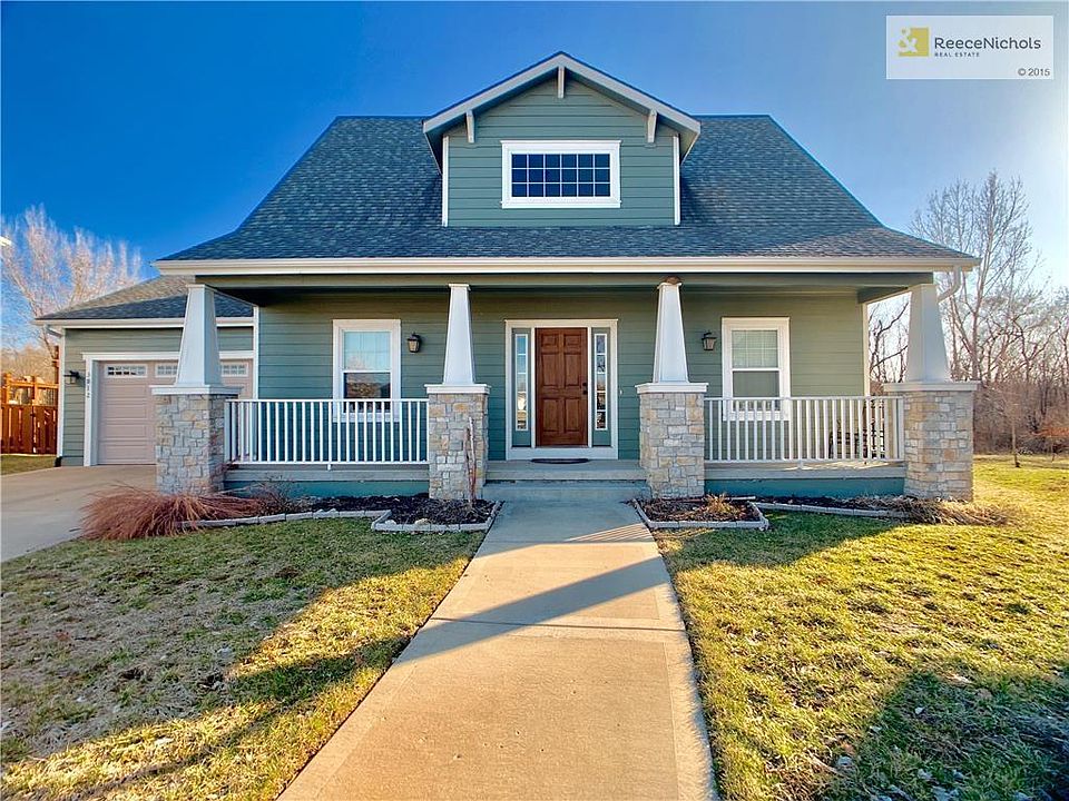 1st image of 3812 S Thompson Cir