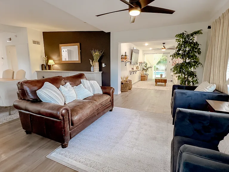 3811 Hargill Dr — Photo 16