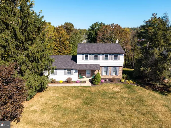 713 Scenic Dr, Harleysville, PA 19438