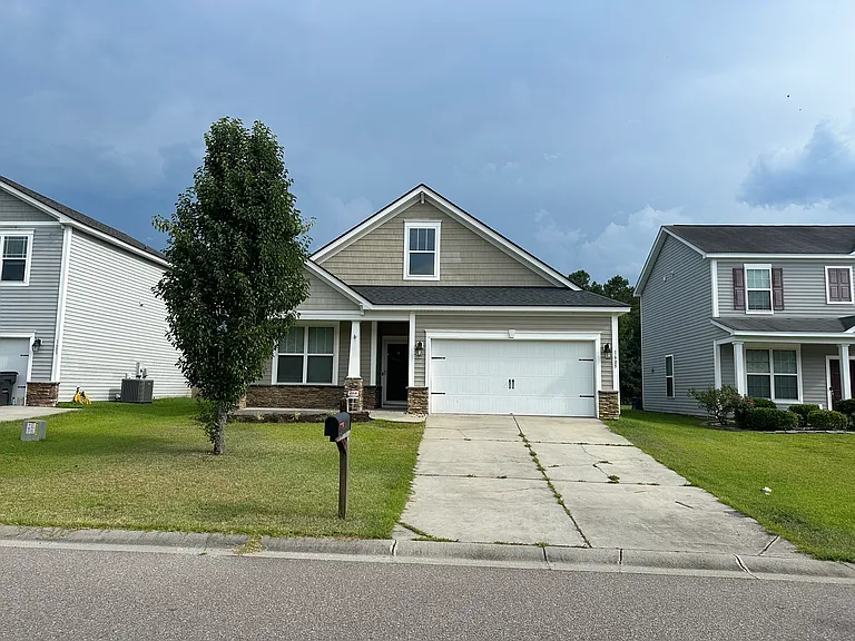 1605 Rising Mist Dr — Photo 1