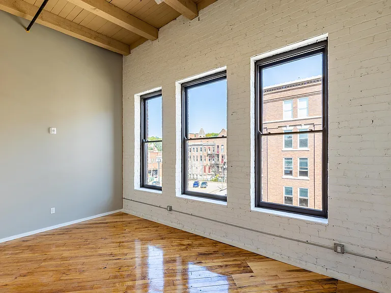 116 N 4th St — Photo 33