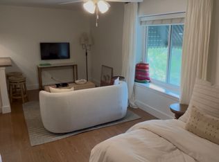 1611 W 39th 1/2 St APT 106, Austin, TX 78756