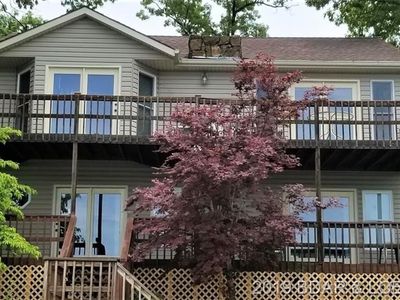 112 Menlo Park Cir, Roach, MO, 65787