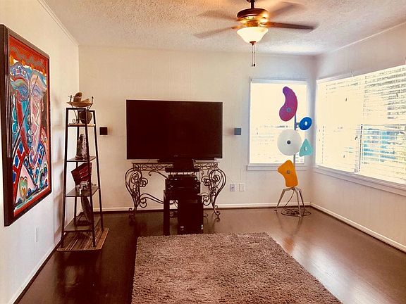 5th image of 1807 Firwood Dr