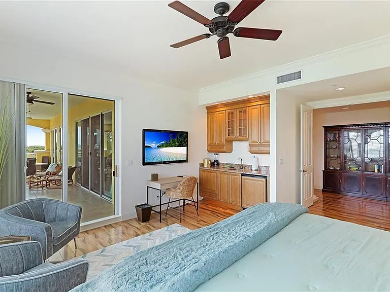 1308 Old Stickney Point Rd #WP3 — Photo 23
