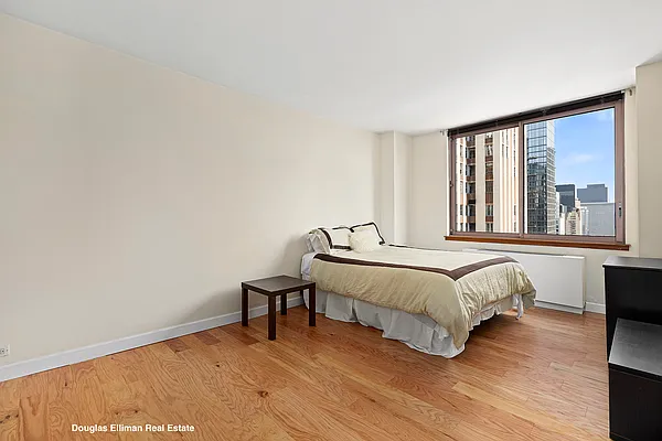 Rented by Douglas Elliman | media 26