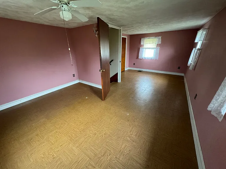 4703 Fake Rd — Photo 6