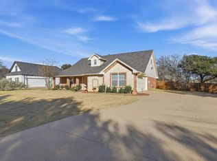 3207 Crossbridge Cir, Granbury, TX 76049