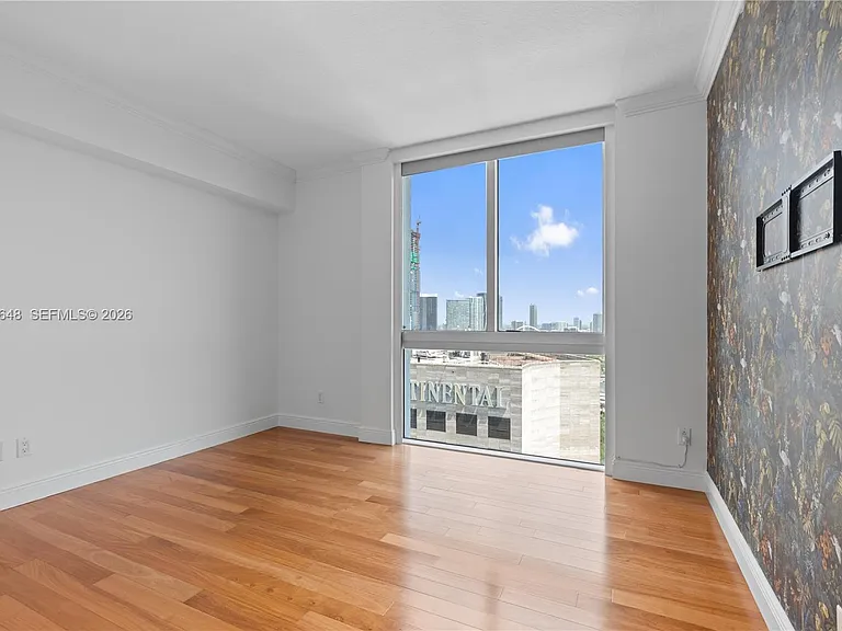 335 Biscayne Blvd #4112 — Photo 35