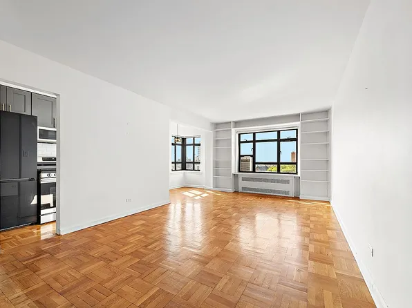 100 Remsen St APT 8G, Brooklyn, NY 11201