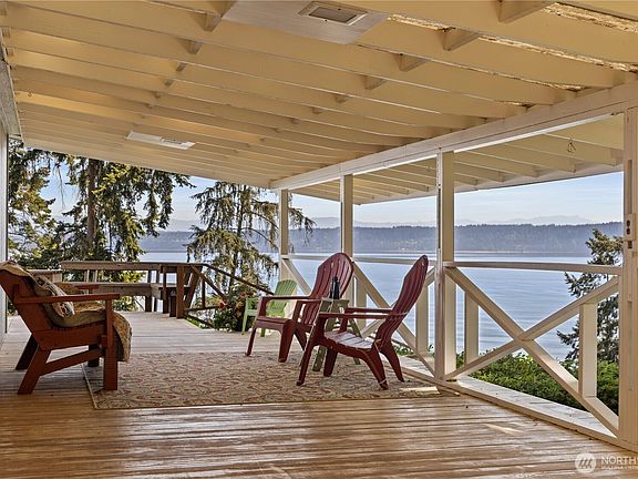 5th image of 2659 S East Camano Drive