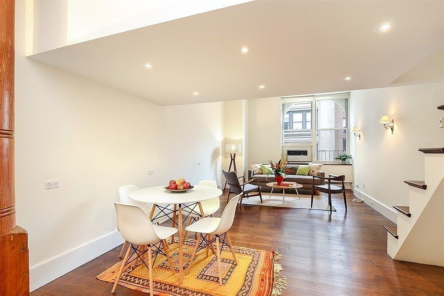 1st image of 15 Waverly Pl #5W