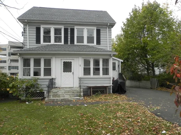 1 Saint John St #2, Norwalk, CT 06855