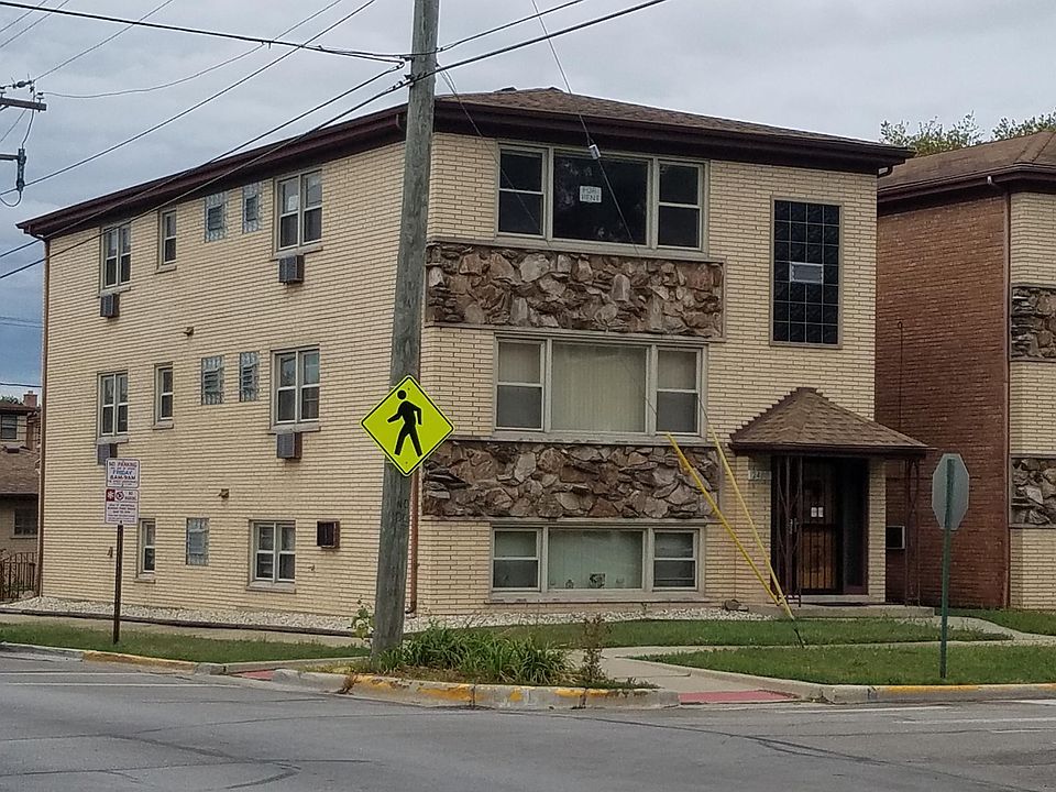 1st image of 2400 N 75th Ct Floor 2