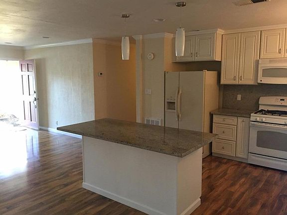 5th image of 5048 McCoy Ave