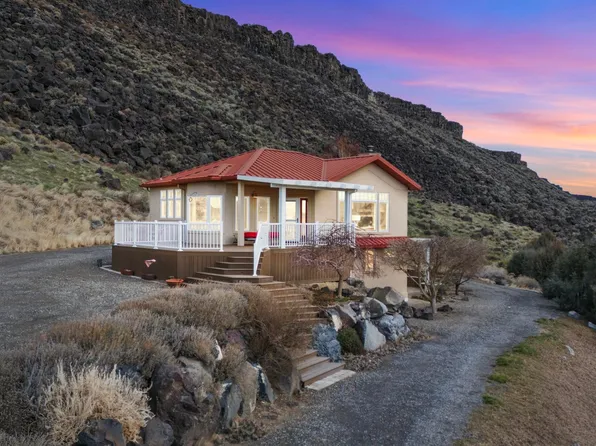 382 River Rd, Bliss, ID 83314