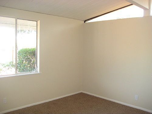 3rd image of 1502 E Holly Oak Dr